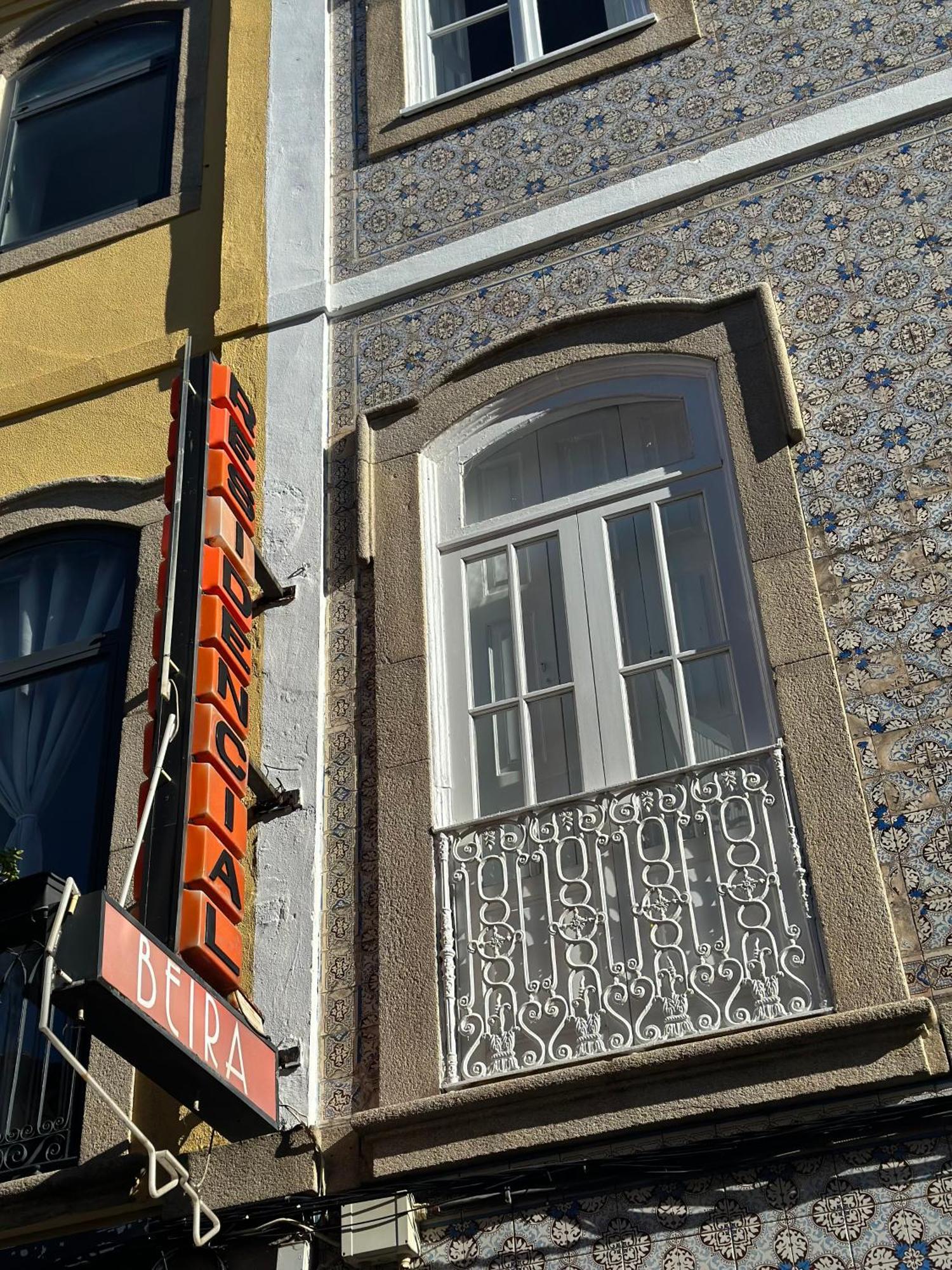 A Beira Hostel Авейру Екстер'єр фото