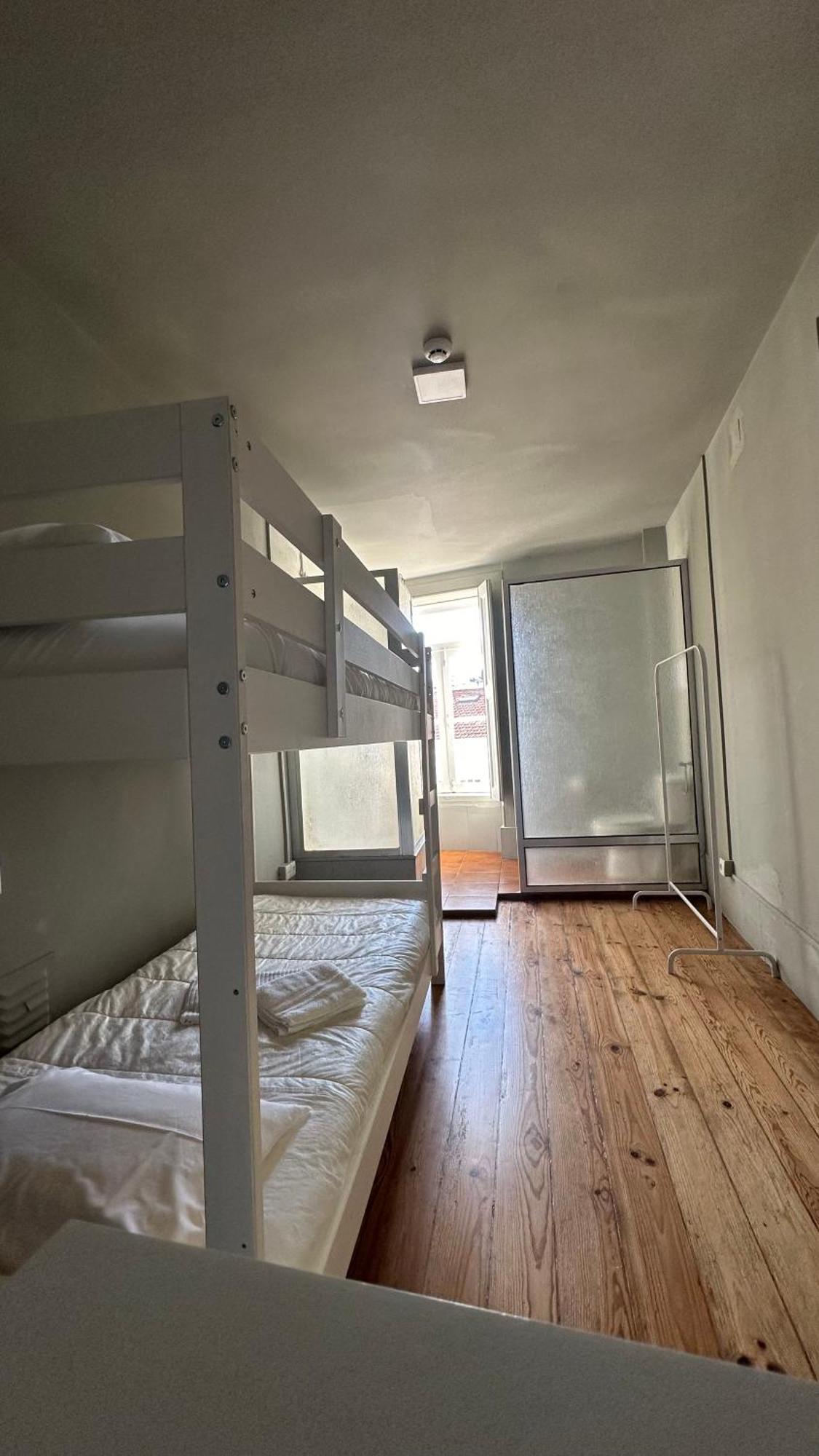 A Beira Hostel Авейру Екстер'єр фото
